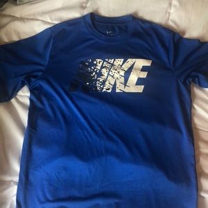 Youth XL Nike T-shirt
